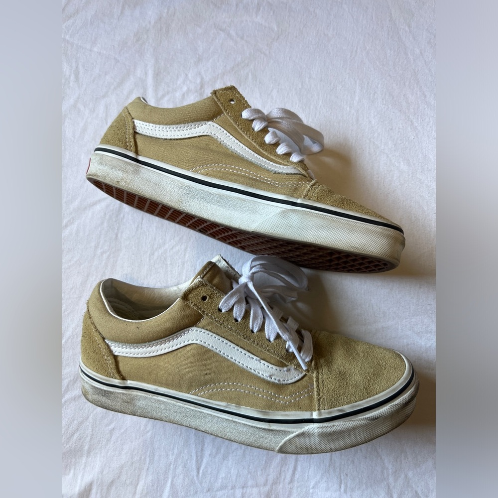 Tan Old Skool Vans